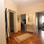 Private Apartment With 2 Bathrooms
