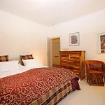 Private Apartment With 2 Bathrooms