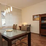 Private Apartment With 2 Bathrooms
